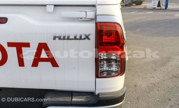 Buy Import Toyota Hilux White Car in Import - Dubai in Akmecet Buy Import Toyota Hilux White Car in Import - Dubai in Akmecet