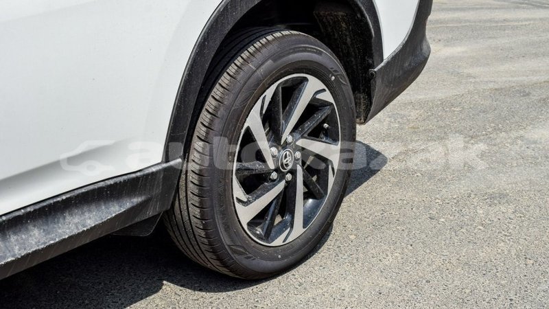 Big with watermark toyota rush akmecet import dubai 2304