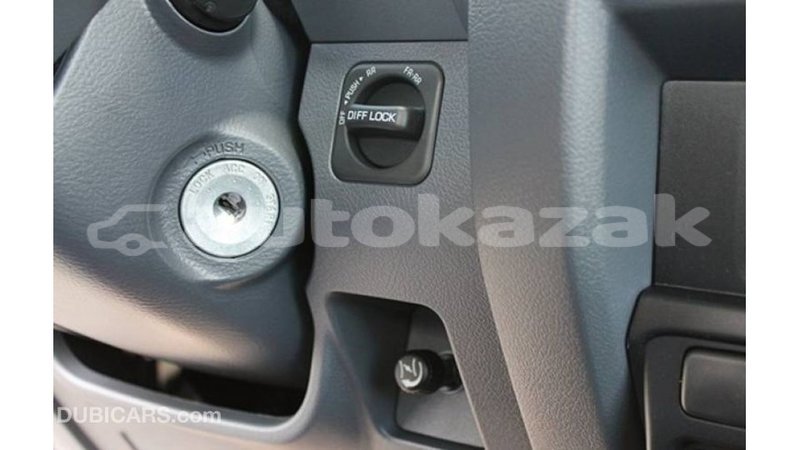 Big with watermark toyota land cruiser akmecet import dubai 2309