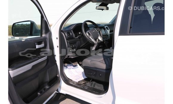 Buy Import Toyota Tundra White Car in Import - Dubai in Akmecet Buy Import Toyota Tundra White Car in Import - Dubai in Akmecet