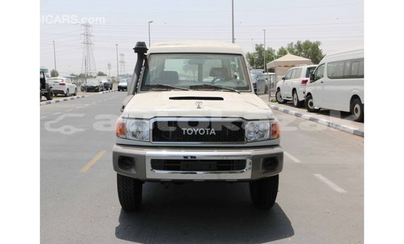 Buy Import Toyota Land Cruiser White Car in Import - Dubai in Akmecet Buy Import Toyota Land Cruiser White Car in Import - Dubai in Akmecet