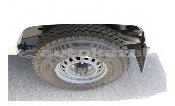 Buy Import Toyota Land Cruiser White Car in Import - Dubai in Akmecet Buy Import Toyota Land Cruiser White Car in Import - Dubai in Akmecet