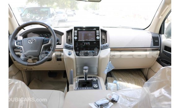Buy Import Toyota Land Cruiser White Car in Import - Dubai in Akmecet Buy Import Toyota Land Cruiser White Car in Import - Dubai in Akmecet