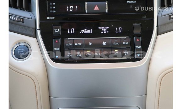 Buy Import Toyota Land Cruiser White Car in Import - Dubai in Akmecet Buy Import Toyota Land Cruiser White Car in Import - Dubai in Akmecet