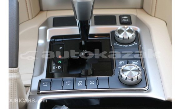Buy Import Toyota Land Cruiser White Car in Import - Dubai in Akmecet Buy Import Toyota Land Cruiser White Car in Import - Dubai in Akmecet