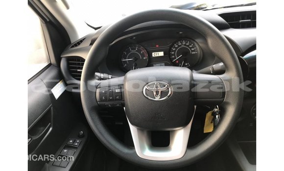 Buy Import Toyota Hilux White Car in Import - Dubai in Akmecet Buy Import Toyota Hilux White Car in Import - Dubai in Akmecet