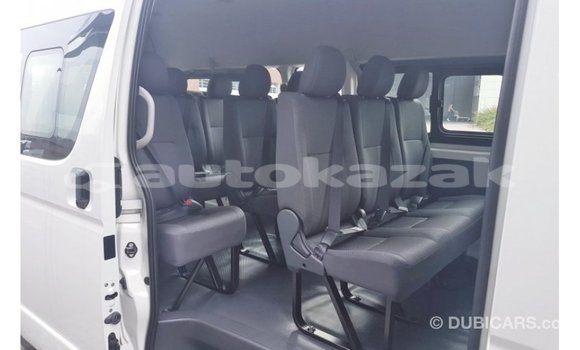 Buy Import Toyota Hiace White Car in Import - Dubai in Akmecet Buy Import Toyota Hiace White Car in Import - Dubai in Akmecet