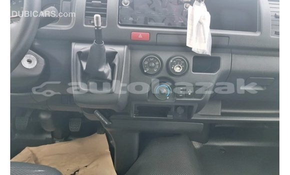 Buy Import Toyota Hiace White Car in Import - Dubai in Akmecet Buy Import Toyota Hiace White Car in Import - Dubai in Akmecet