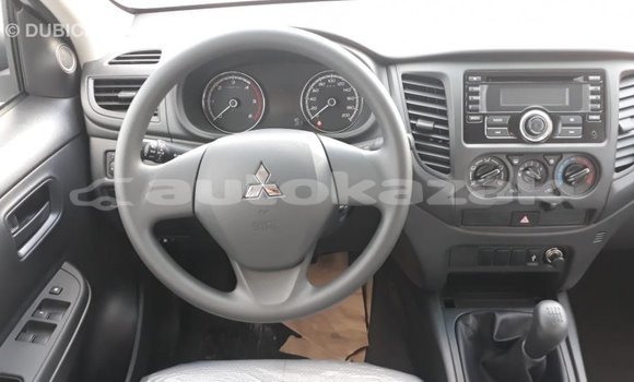 Buy Import Mitsubishi L200 White Car in Import - Dubai in Akmecet Buy Import Mitsubishi L200 White Car in Import - Dubai in Akmecet