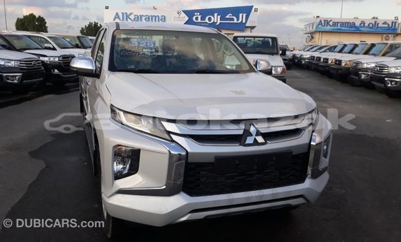 Buy Import Mitsubishi L200 White Car in Import - Dubai in Akmecet Buy Import Mitsubishi L200 White Car in Import - Dubai in Akmecet