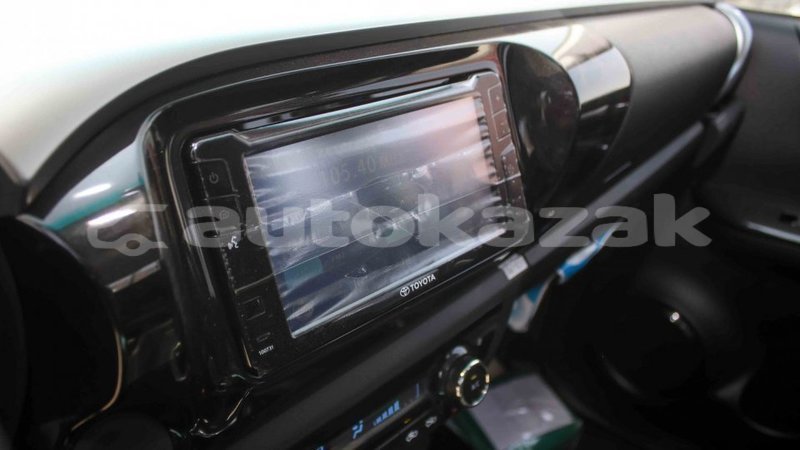 Big with watermark toyota hilux akmecet import dubai 2325