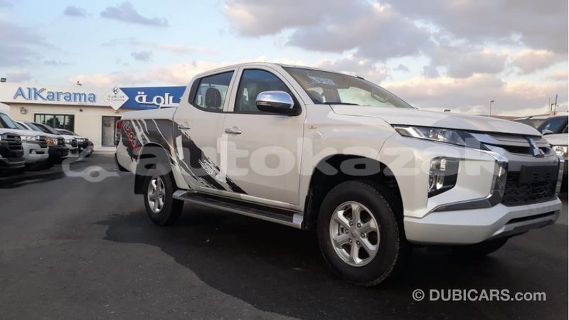 Big with watermark mitsubishi l200 akmecet import dubai 2326