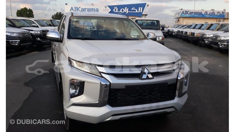 Big with watermark mitsubishi l200 akmecet import dubai 2326
