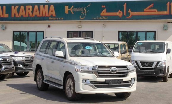 Buy Import Toyota Land Cruiser White Car in Import - Dubai in Akmecet Buy Import Toyota Land Cruiser White Car in Import - Dubai in Akmecet