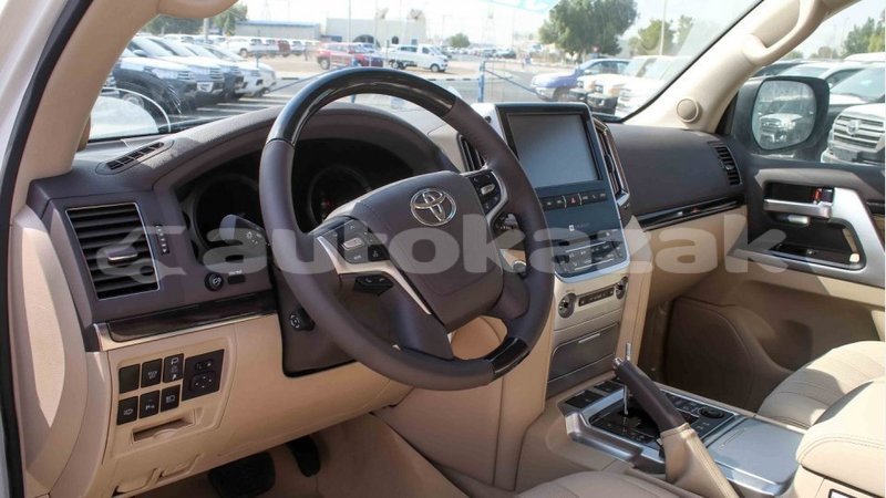 Big with watermark toyota land cruiser akmecet import dubai 2329