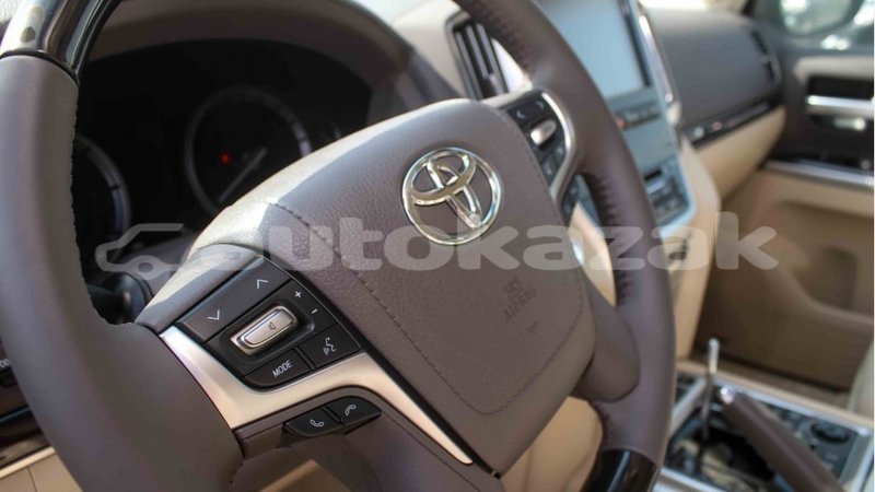 Big with watermark toyota land cruiser akmecet import dubai 2329