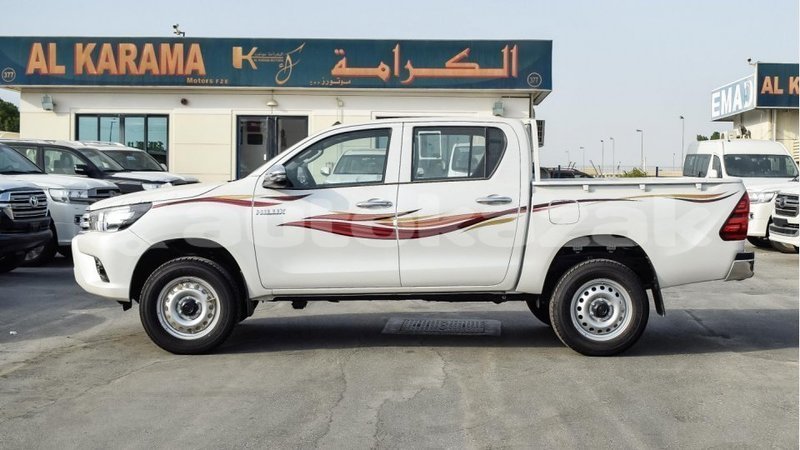 Big with watermark toyota hilux akmecet import dubai 2331