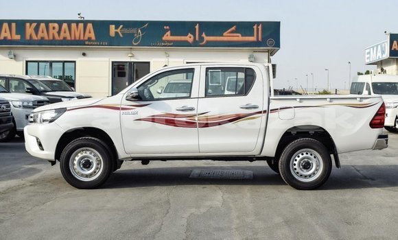 Buy Import Toyota Hilux White Car in Import - Dubai in Akmecet Buy Import Toyota Hilux White Car in Import - Dubai in Akmecet