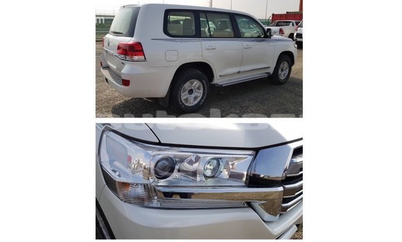 Buy Import Toyota Land Cruiser White Car in Import - Dubai in Akmecet Buy Import Toyota Land Cruiser White Car in Import - Dubai in Akmecet