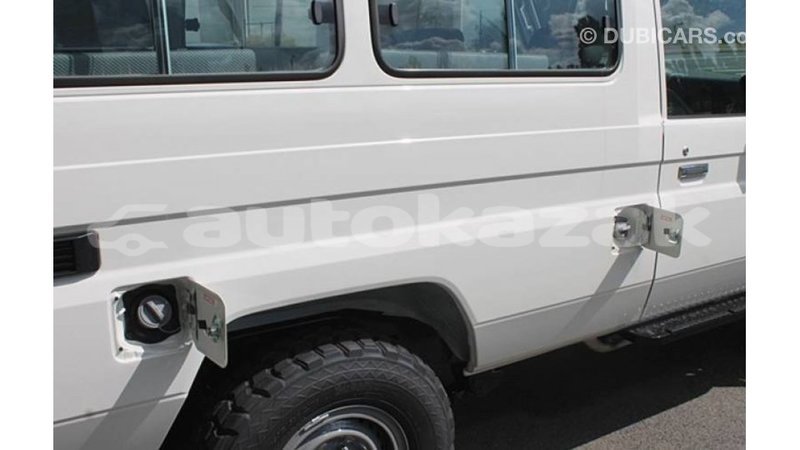 Big with watermark toyota land cruiser akmecet import dubai 2347