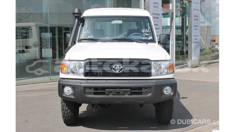 Big with watermark toyota land cruiser akmecet import dubai 2347