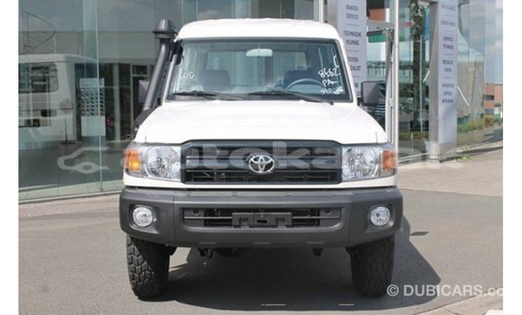 Buy Import Toyota Land Cruiser White Car in Import - Dubai in Akmecet Buy Import Toyota Land Cruiser White Car in Import - Dubai in Akmecet