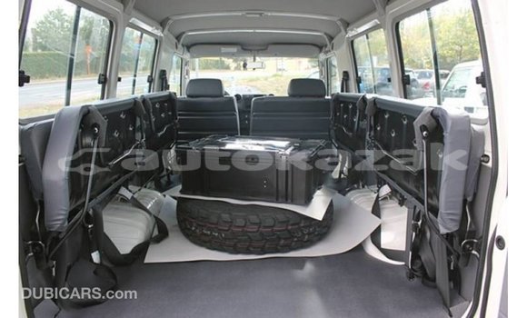 Buy Import Toyota Land Cruiser White Car in Import - Dubai in Akmecet Buy Import Toyota Land Cruiser White Car in Import - Dubai in Akmecet