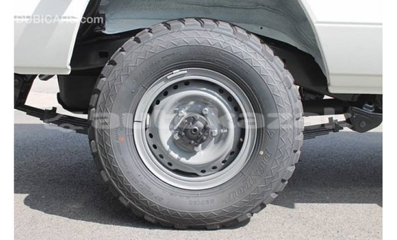 Buy Import Toyota Land Cruiser White Car in Import - Dubai in Akmecet Buy Import Toyota Land Cruiser White Car in Import - Dubai in Akmecet