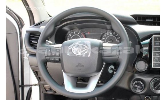 Buy Import Toyota Hilux White Car in Import - Dubai in Akmecet Buy Import Toyota Hilux White Car in Import - Dubai in Akmecet