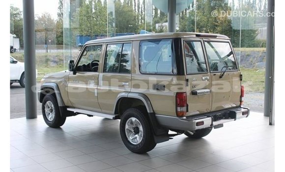 Buy Import Toyota Land Cruiser Beige Car in Import - Dubai in Akmecet Buy Import Toyota Land Cruiser Beige Car in Import - Dubai in Akmecet