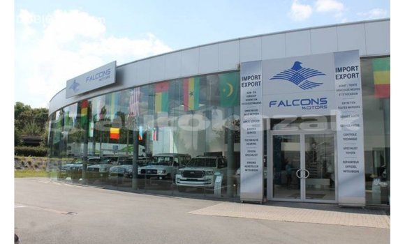 Buy Import Toyota Hilux White Car in Import - Dubai in Akmecet Buy Import Toyota Hilux White Car in Import - Dubai in Akmecet