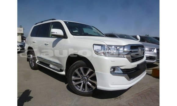Buy Import Toyota Land Cruiser White Car in Import - Dubai in Akmecet Buy Import Toyota Land Cruiser White Car in Import - Dubai in Akmecet