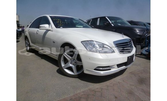 Buy Import Mercedes-Benz 190 White Car in Import - Dubai in Akmecet Buy Import Mercedes-Benz 190 White Car in Import - Dubai in Akmecet