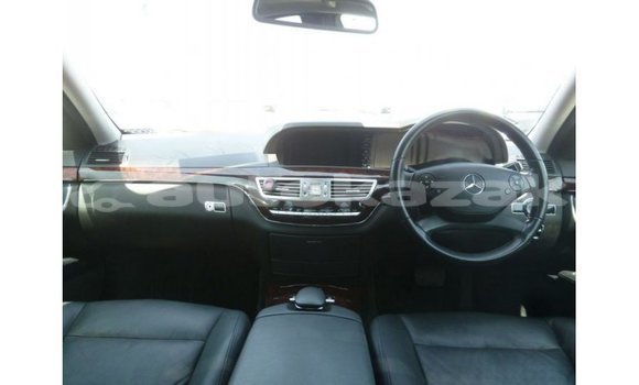 Buy Import Mercedes-Benz 190 White Car in Import - Dubai in Akmecet Buy Import Mercedes-Benz 190 White Car in Import - Dubai in Akmecet