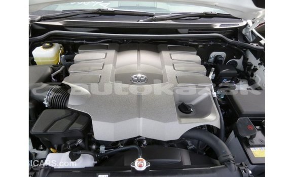 Buy Import Toyota Land Cruiser White Car in Import - Dubai in Akmecet Buy Import Toyota Land Cruiser White Car in Import - Dubai in Akmecet