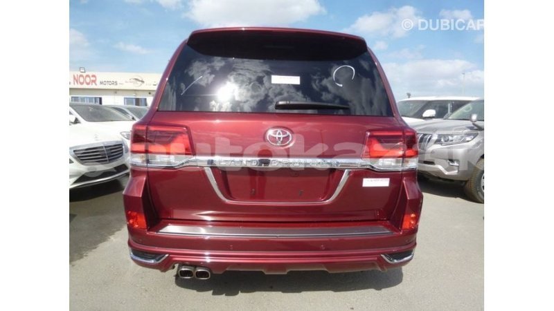 Big with watermark toyota land cruiser akmecet import dubai 2418