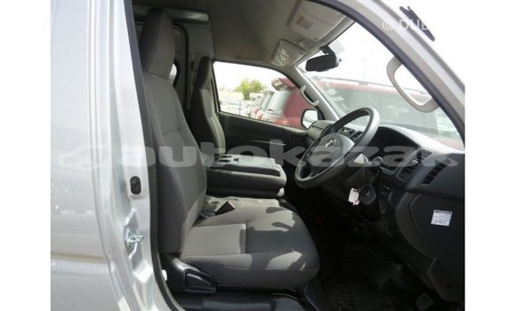 Buy Import Toyota Hiace Other Car in Import - Dubai in Akmecet Buy Import Toyota Hiace Other Car in Import - Dubai in Akmecet