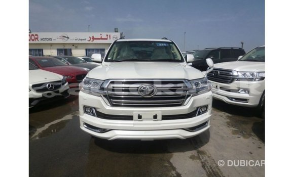 Buy Import Toyota Land Cruiser White Car in Import - Dubai in Akmecet Buy Import Toyota Land Cruiser White Car in Import - Dubai in Akmecet