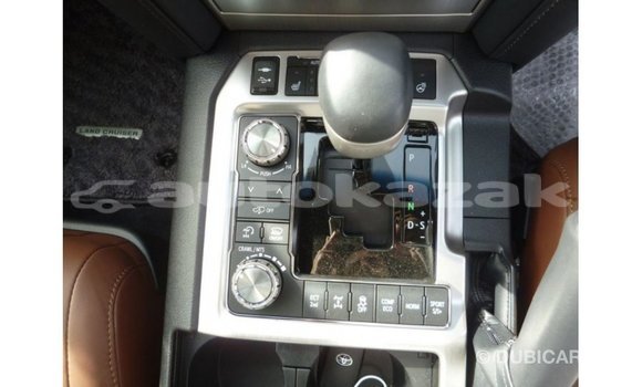 Buy Import Toyota Land Cruiser White Car in Import - Dubai in Akmecet Buy Import Toyota Land Cruiser White Car in Import - Dubai in Akmecet