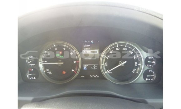 Buy Import Toyota Land Cruiser White Car in Import - Dubai in Akmecet Buy Import Toyota Land Cruiser White Car in Import - Dubai in Akmecet