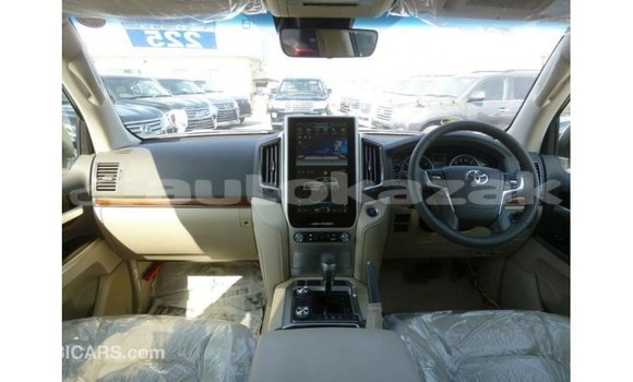 Buy Import Toyota Land Cruiser White Car in Import - Dubai in Akmecet Buy Import Toyota Land Cruiser White Car in Import - Dubai in Akmecet