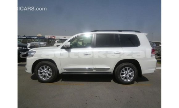 Buy Import Toyota Land Cruiser White Car in Import - Dubai in Akmecet Buy Import Toyota Land Cruiser White Car in Import - Dubai in Akmecet