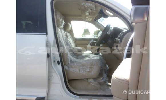 Buy Import Toyota Land Cruiser White Car in Import - Dubai in Akmecet Buy Import Toyota Land Cruiser White Car in Import - Dubai in Akmecet