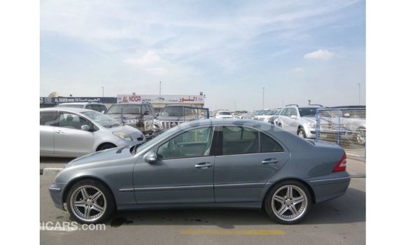 Buy Import Mercedes-Benz 190 Blue Car in Import - Dubai in Akmecet Buy Import Mercedes-Benz 190 Blue Car in Import - Dubai in Akmecet