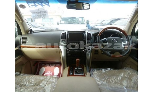 Buy Import Toyota Land Cruiser White Car in Import - Dubai in Akmecet Buy Import Toyota Land Cruiser White Car in Import - Dubai in Akmecet