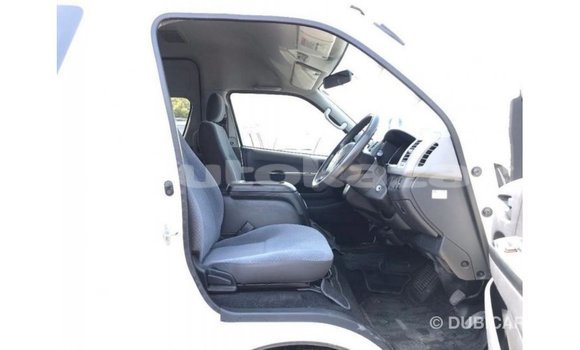 Buy Import Toyota Hiace White Car in Import - Dubai in Akmecet Buy Import Toyota Hiace White Car in Import - Dubai in Akmecet