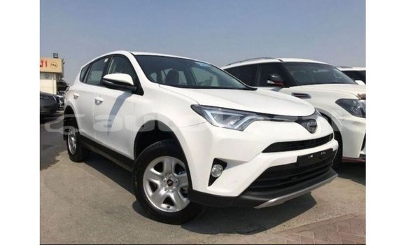 Buy Import Toyota 4Runner White Car in Import - Dubai in Akmecet Buy Import Toyota 4Runner White Car in Import - Dubai in Akmecet
