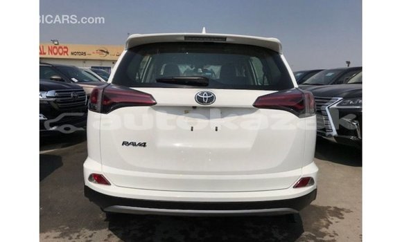 Buy Import Toyota 4Runner White Car in Import - Dubai in Akmecet Buy Import Toyota 4Runner White Car in Import - Dubai in Akmecet