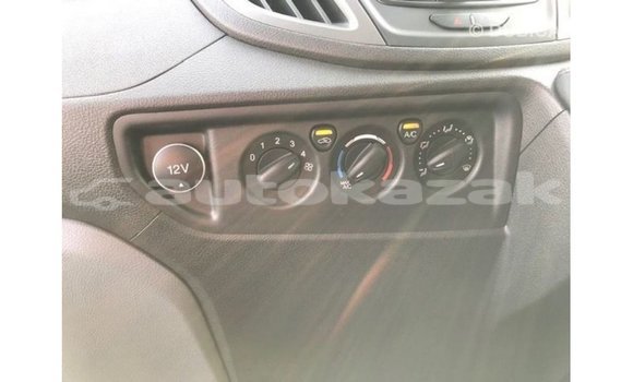 Buy Import Ford Club Wagon White Car in Import - Dubai in Akmecet Buy Import Ford Club Wagon White Car in Import - Dubai in Akmecet