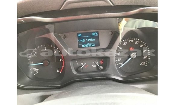 Buy Import Ford Club Wagon White Car in Import - Dubai in Akmecet Buy Import Ford Club Wagon White Car in Import - Dubai in Akmecet